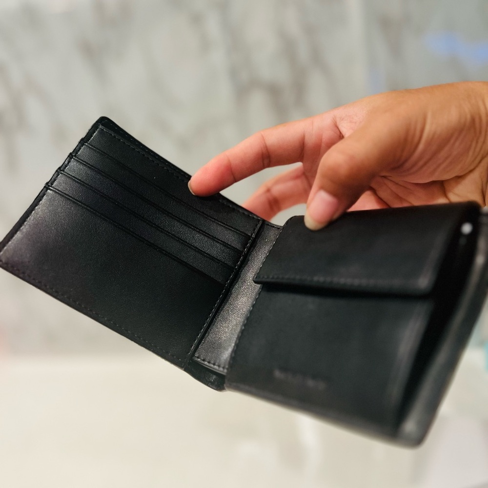 Michael Kors Monogram White and Black Wallet - Picture 5 of 6